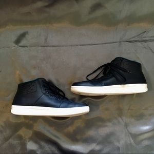 Penguin Barney Sneakers